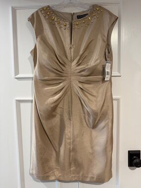 Jessica Howard Champagne Gold Shirred-Detail Formal Dress Special Occasion Dress